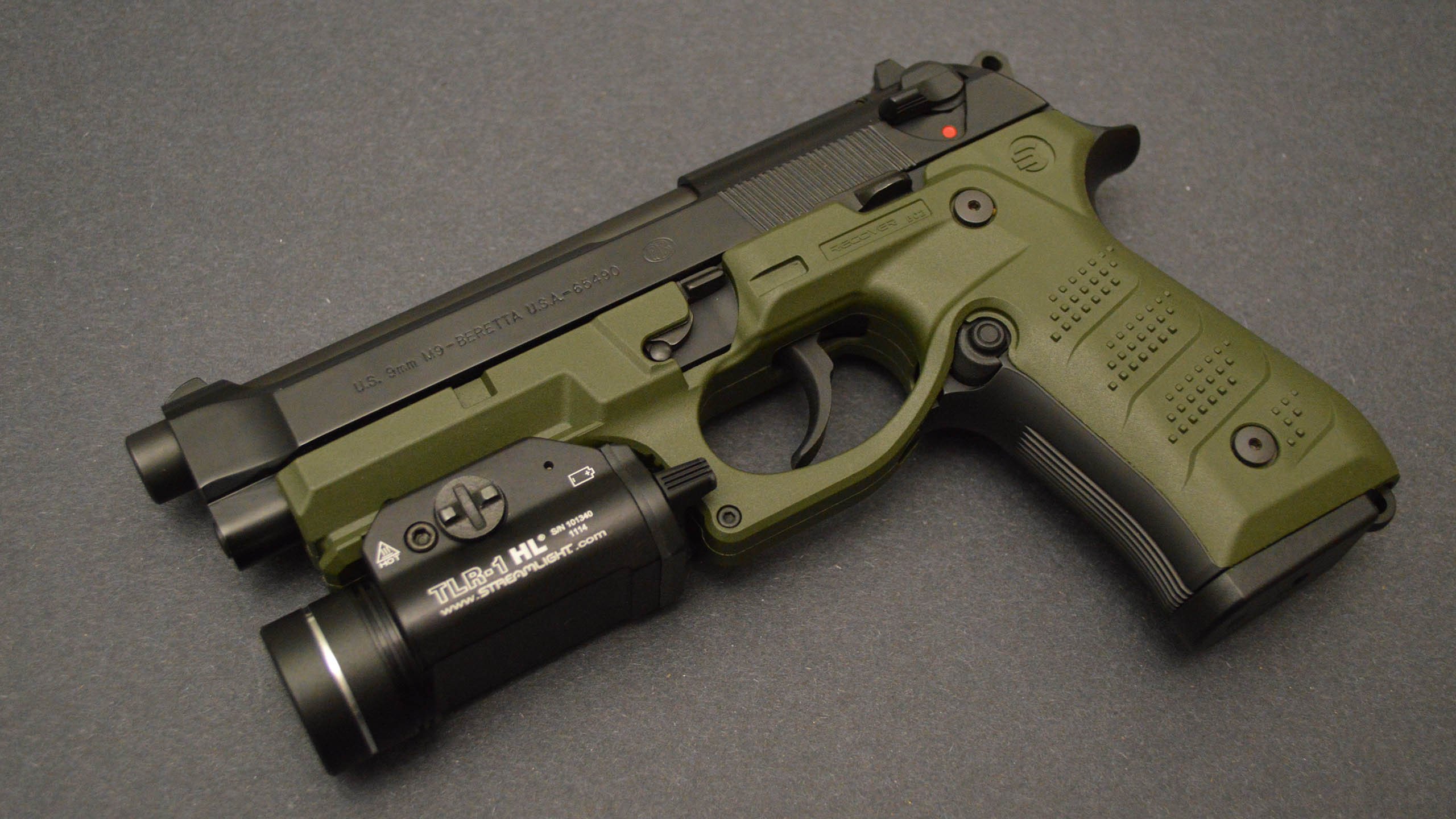 爱游戏电竞官网-_在城市天际线滑索飞跃：速度与惊险的巅峰体验_，城市天际线飞机在滑行道起飞