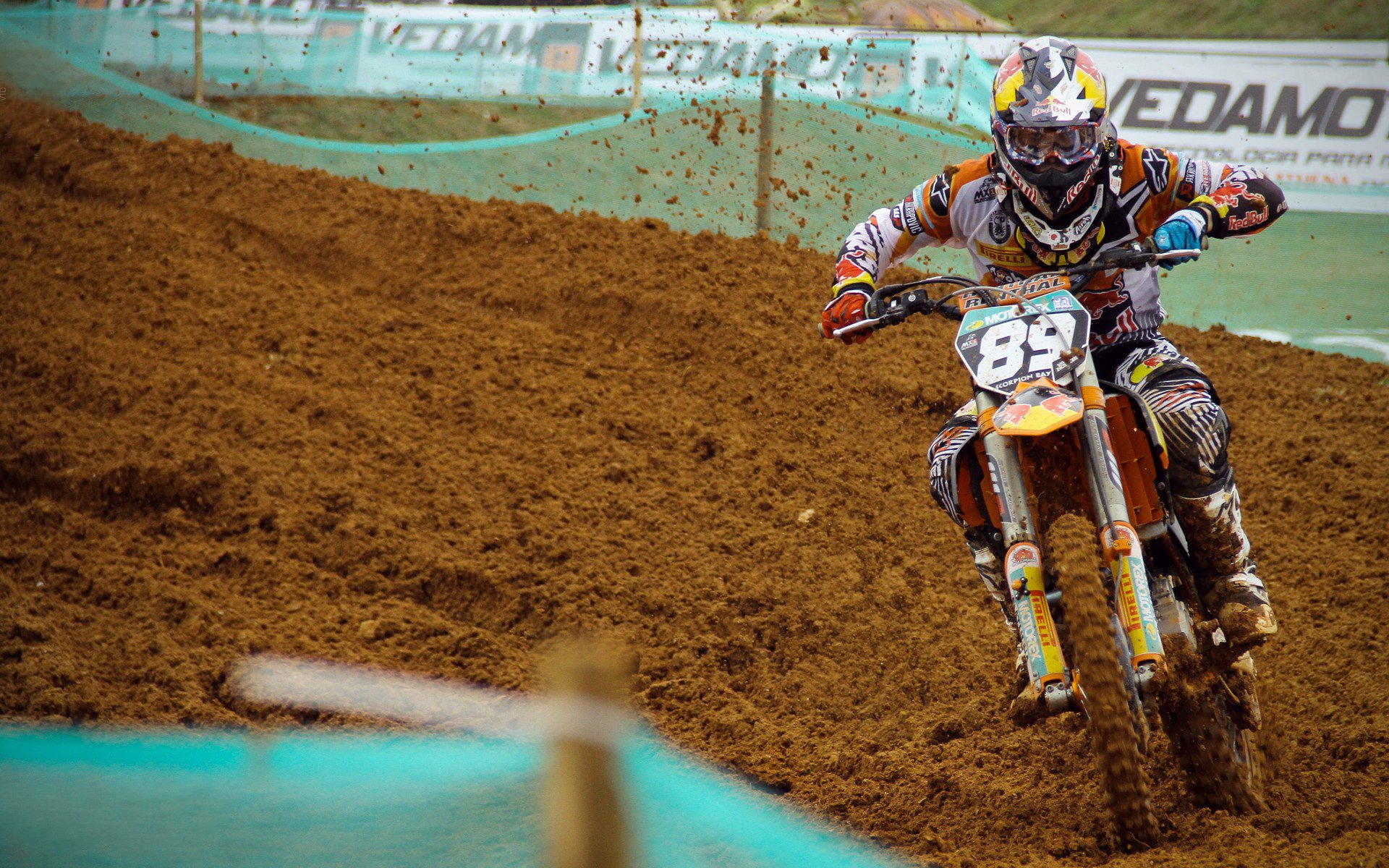 全场爆炸:最火爆的单场得分纪录,全场爆满