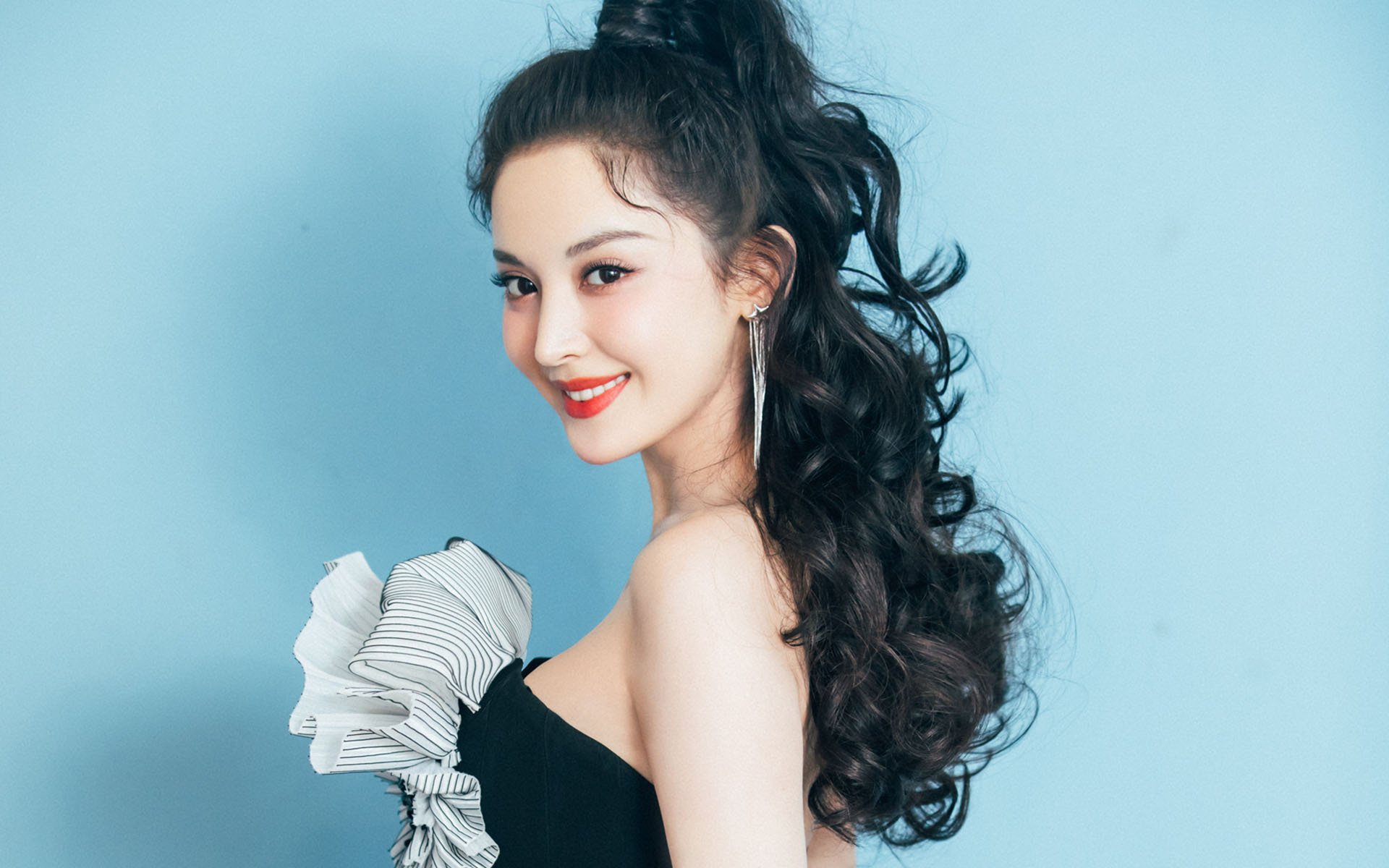 新赛季五大联赛防守最稳固球队盘点,五大联赛赛季最佳阵容